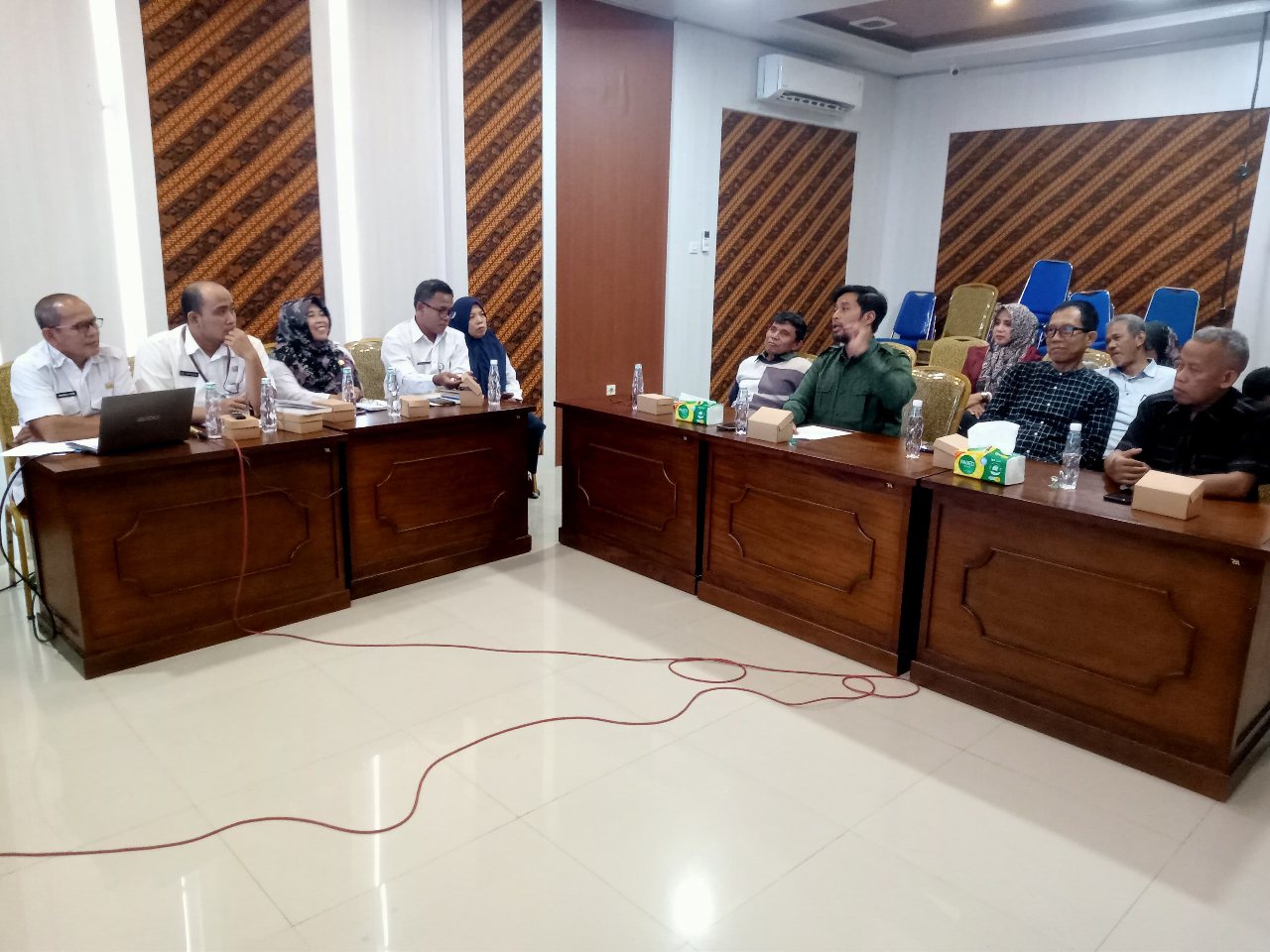 Dorong Layanan Prima, DPRD Batang Desak Pencetakan KTP Bisa di Kecamatan