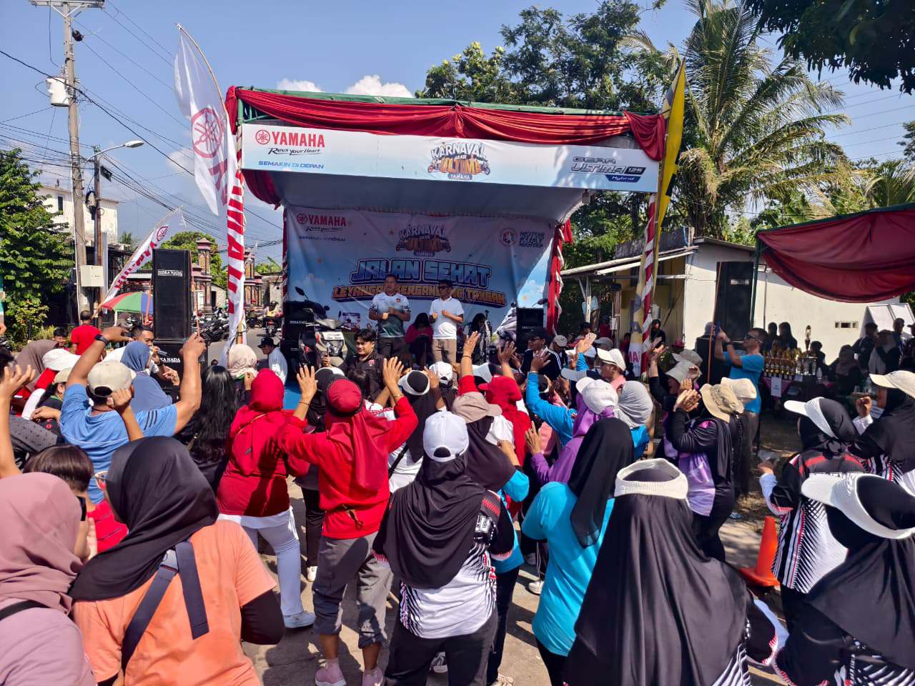 Semarak Karnaval Gear Ultima: 1.300 Warga Leyangan Semarang Nikmati Hiburan dan Layanan Servis Murah Yamaha