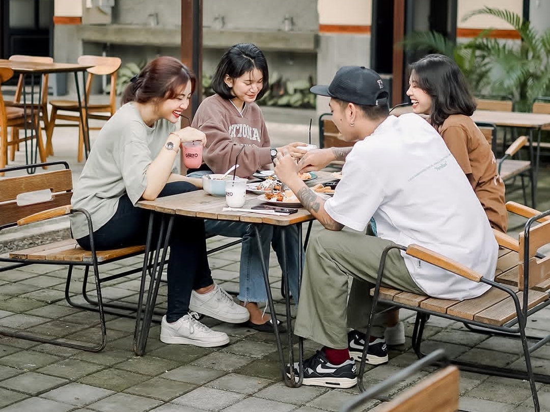 Tempatnya Bikin Betah 5 Coffee Shop di Pekalongan Ini Cocok untuk Bukber Bareng Keluarga, Harganya Terjangkau