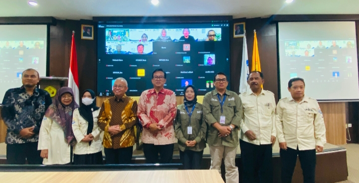 FKIP Unikal Desain Ulang Kurikulum Berbasis AI dan Kebijakan Baru, Gandeng Mitra ASEAN hingga Inggris