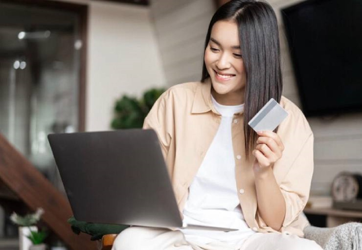 Gimana Sih Cara Pinjam Uang di Bank Mandiri? Begini Penjelasannya!