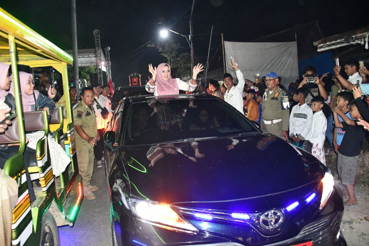 Bupati Pekalongan Fadia Arafiq Meriahkan Festival Tahun Baru Islam 1445 H di Kedungwuni