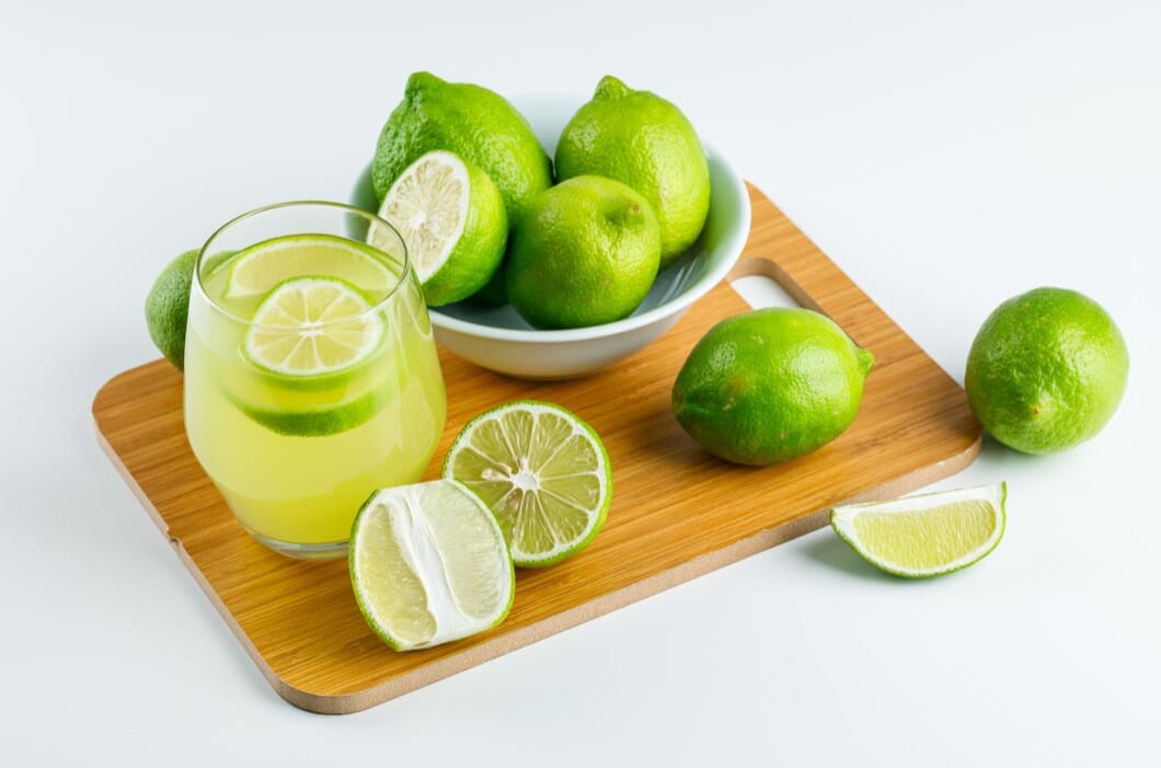 Cara Pakai Air Perasan Jeruk Nipis untuk Wajah yang Benar Minim Iritasi, Bikin Kulit Cerah dan Glowing