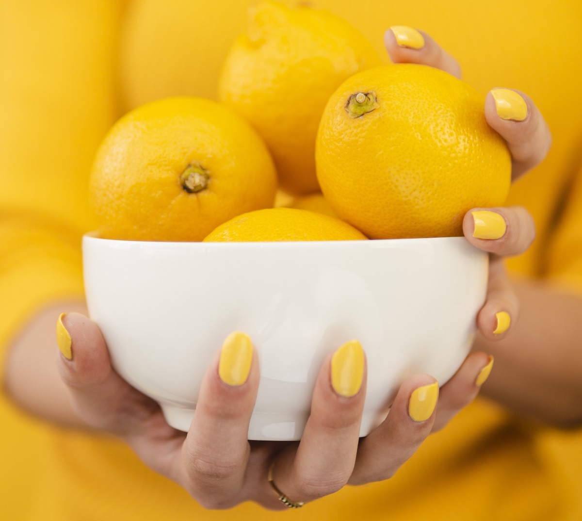 Buah yang Kaya Vitamin C, Ini Dia 6 Manfaat Lemon untuk Ibu Hamil yang Wajib Bunda Ketahui dan Manfaatkan