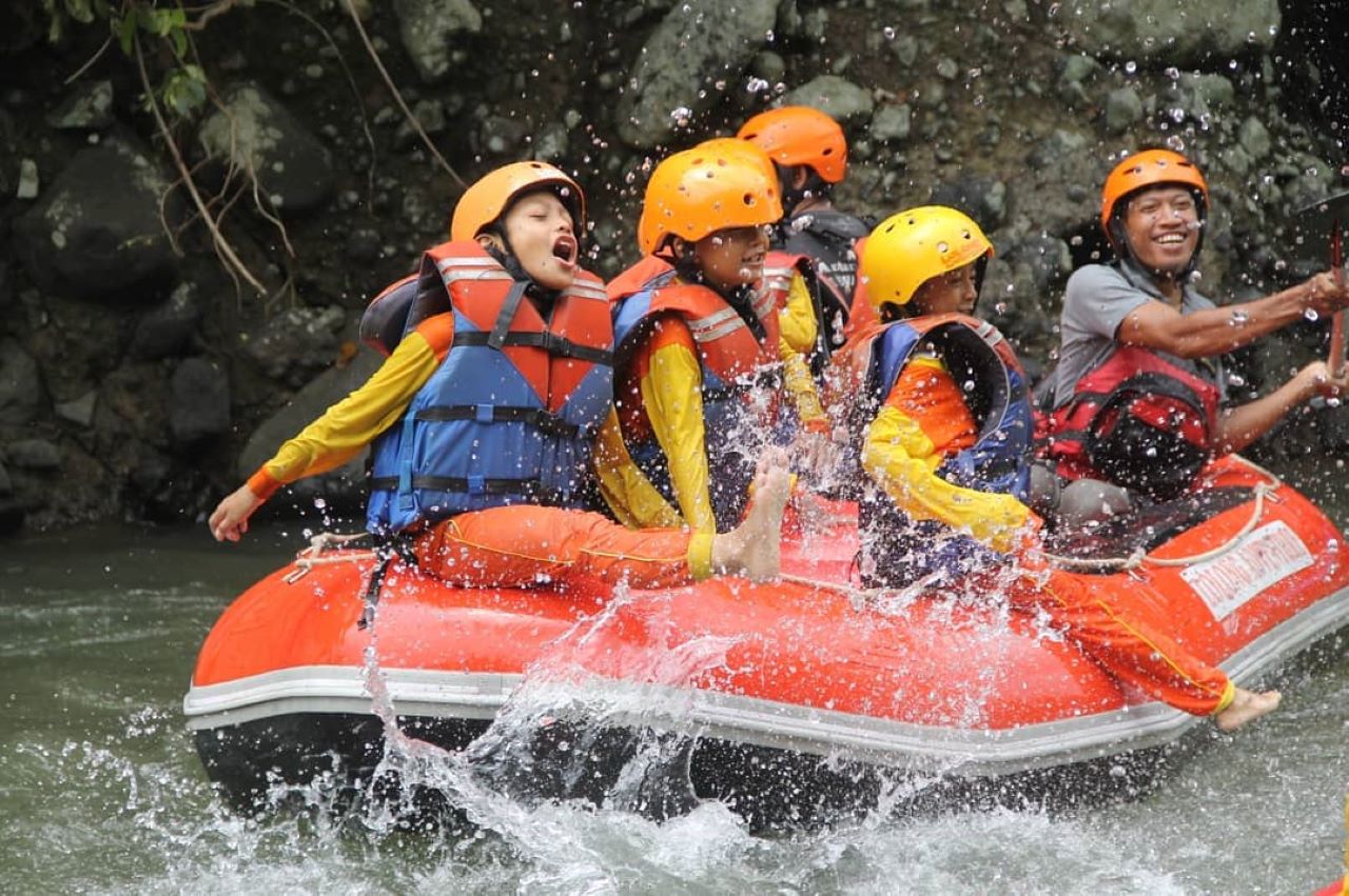 4 Tempat Populer di Pekalongan yang Cocok untuk Liburan Keluarga