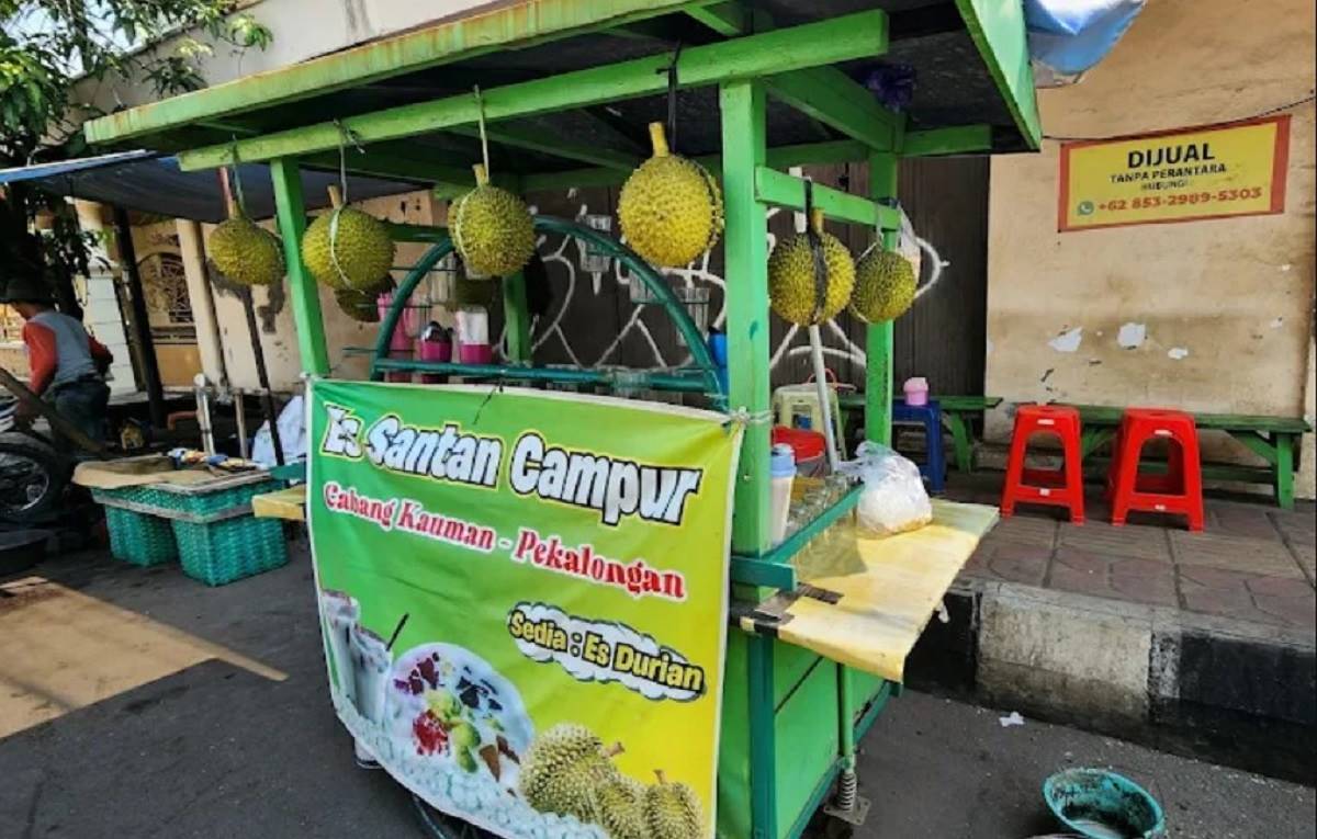 Es Santan Campur Durian Kauman Harga Mulai Rp8.000! Rasanya Bikin Nagih dan Selalu Ramai