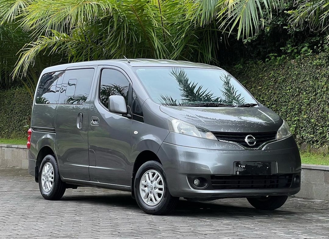 Harga Lebih Murah dari Toyota Alphard, Nissan Evalia Ternyata Juga Memiliki Banyak Kelebihan!