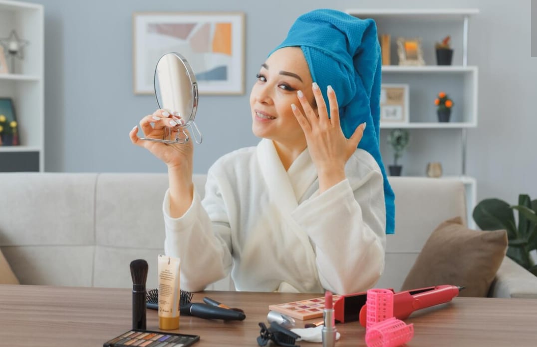 5 Skincare Terbaik untuk Menghilangkan Kerutan di Wajah, Kulit jadi Kencang dan Glowing