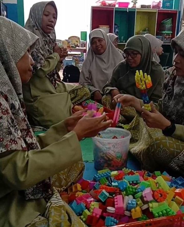 Tingkatkan Kualitas Pembelajaran, PAUD, RAIT, dan TKIT Ulul Albab Pekalongan Gelar Rapat Kerja 