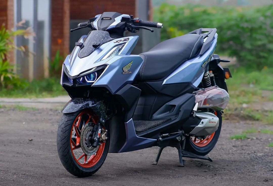 Honda Vario 160 2024 Tampil Semakin Percaya Diri Dengan Kehadiran Warna ...