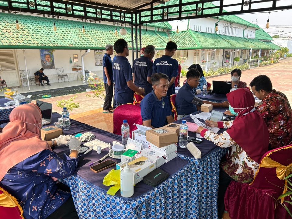 Deteksi Dini, Lapas Pekalongan Gelar CKG, Skrining TBC dan Rontgen Dada bagi Warga Binaan