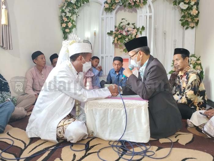 Syawal Masih Jadi Bulan Favorit untuk Menikah, di Batang Ada 114 Pasangan Melepas Masa Jomblo