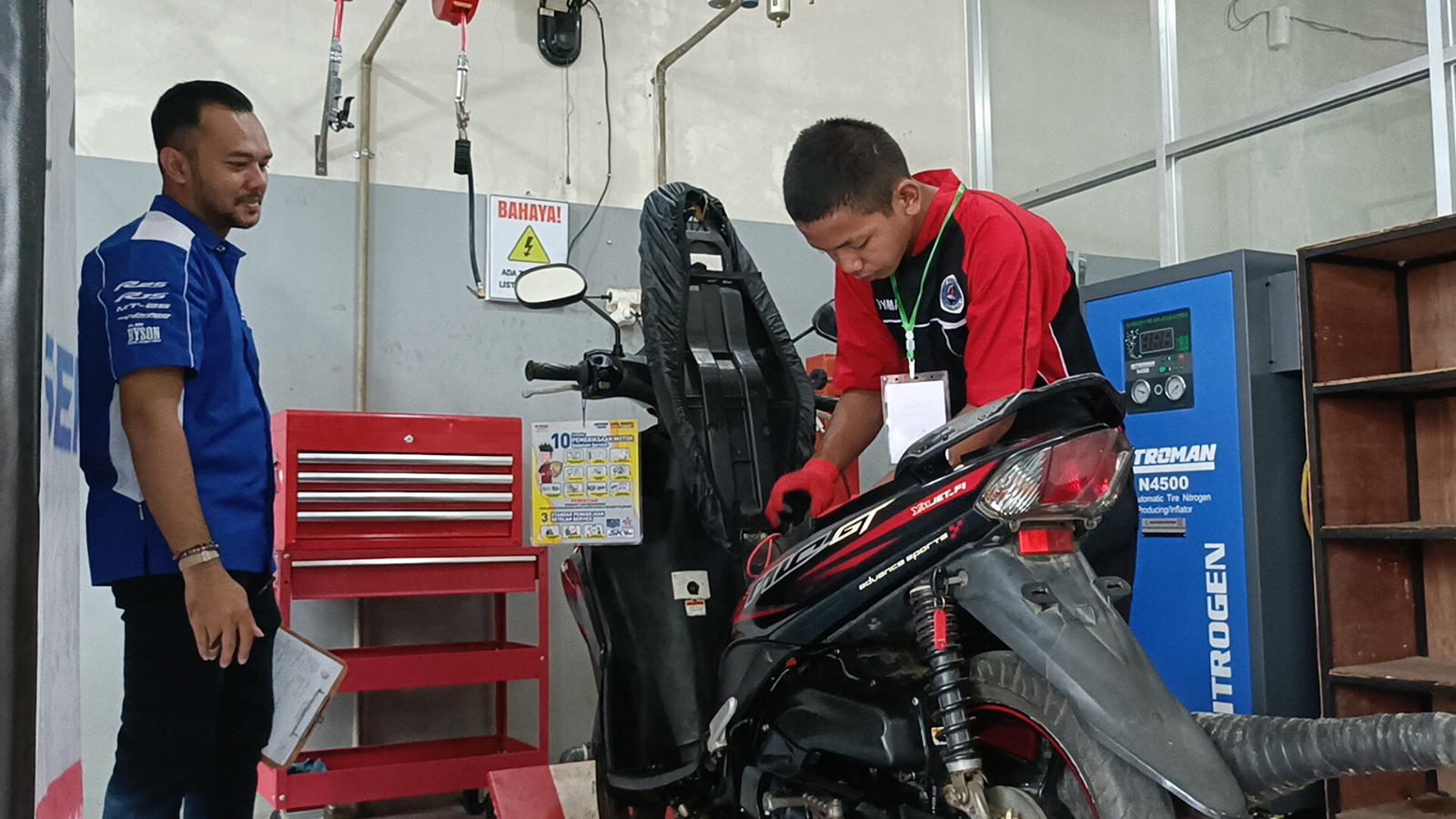Lomba Otomotif SMK Batang, Siapkan Mekanik Muda Siap Kerja Hadapi Kebutuhan Industri