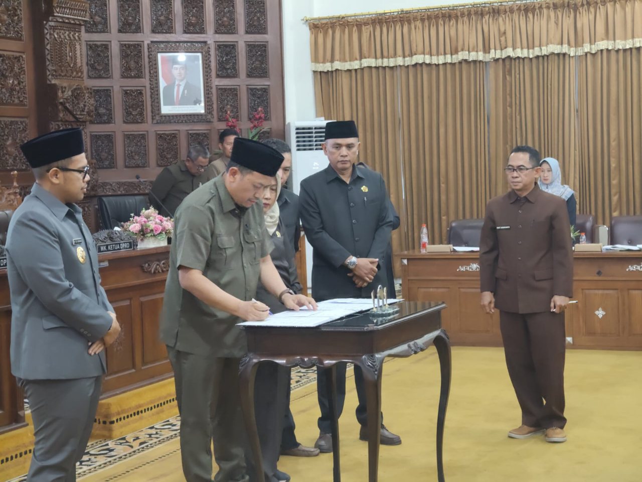 Rapat Paripurna DPRD Batang Bahas Tiga Agenda Strategis Keuangan Daerah