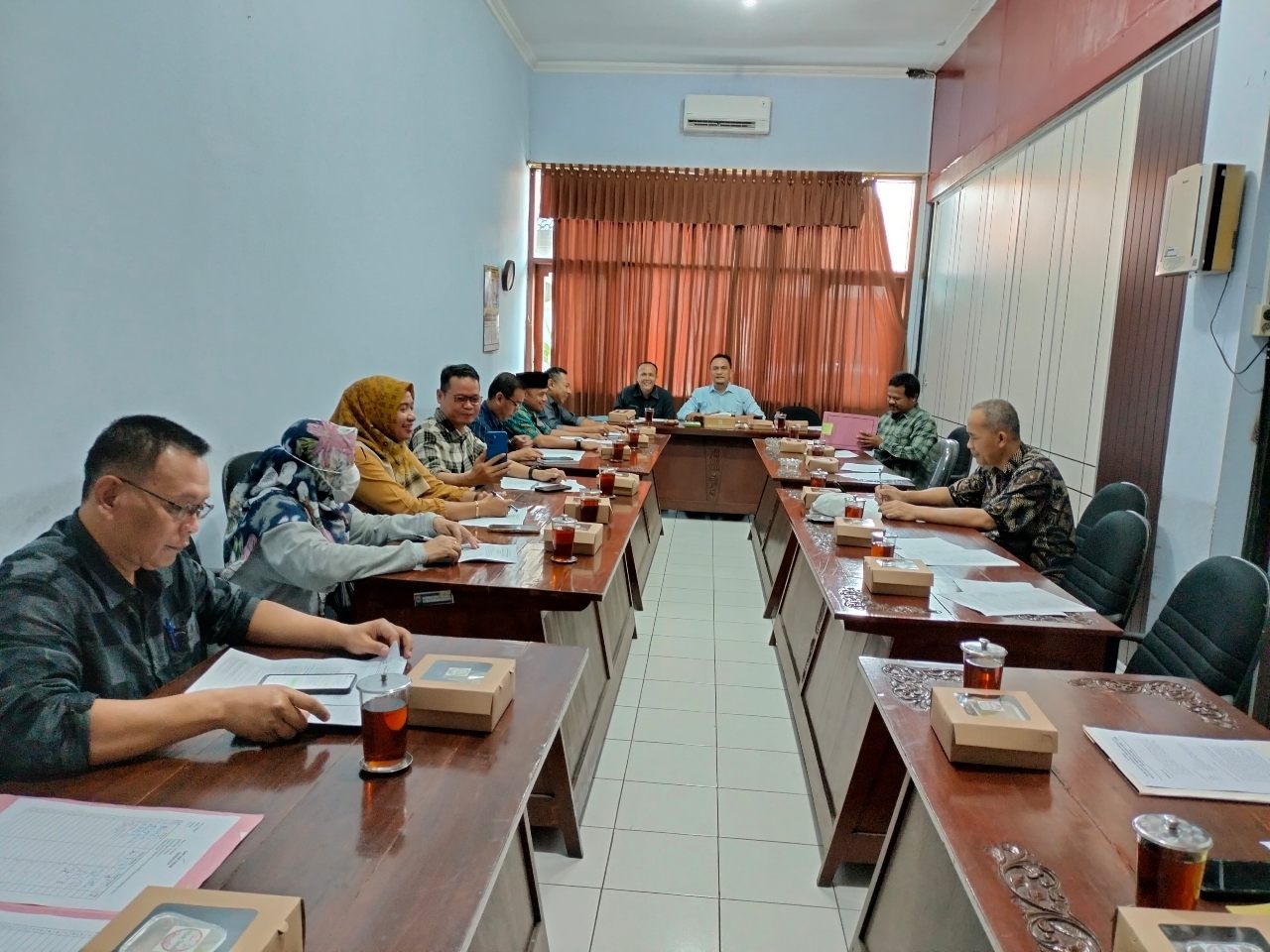 DPRD Minta Dinas Pendidikan Libatkan UMKM Lokal dalam Pengadaan Seragam Sekolah Gratis di Batang