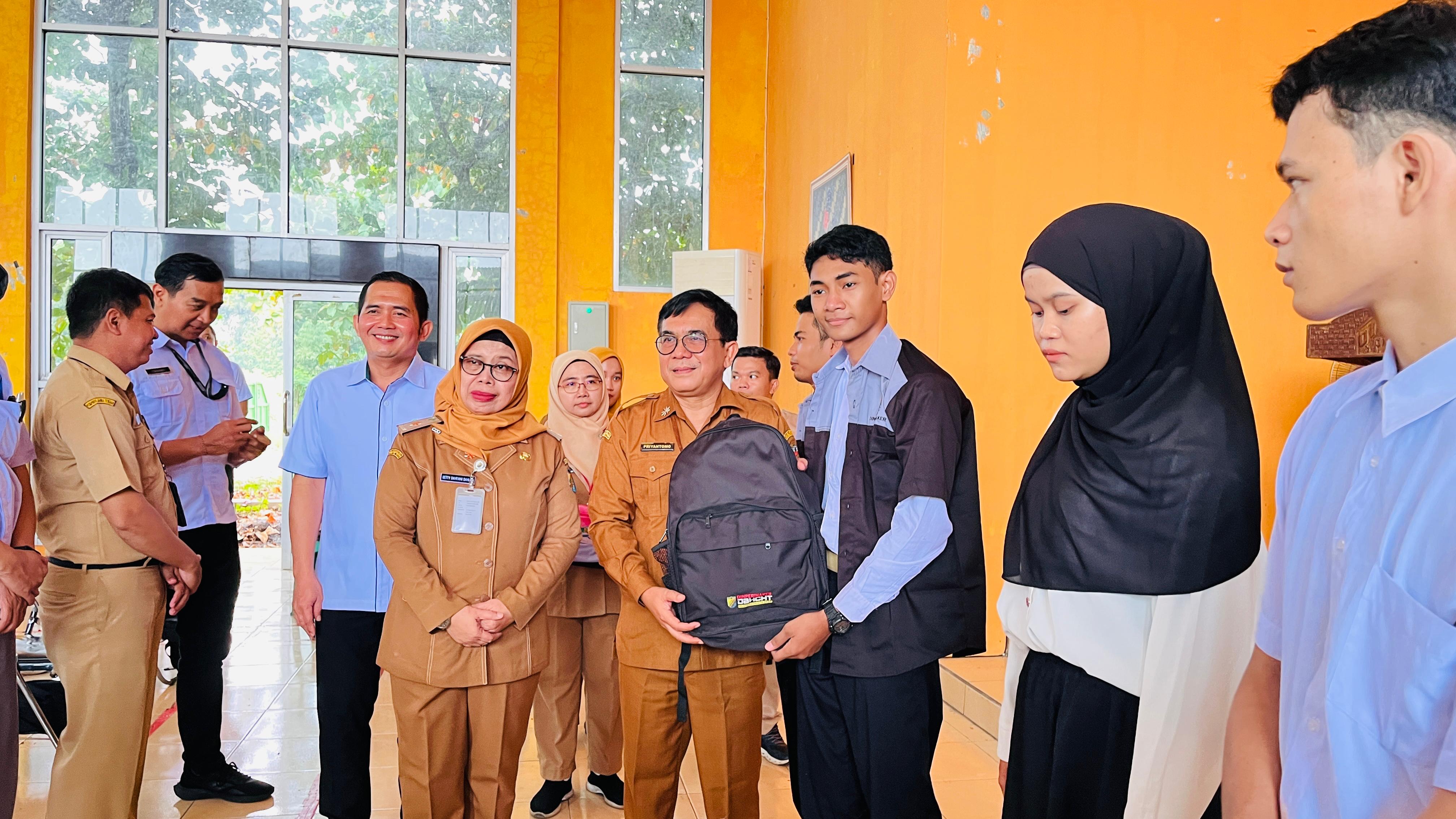 Siapkan Tenaga Kerja Terampil, Dinperinaker Kota Pekalongan Gelar Pelatihan Kompetensi