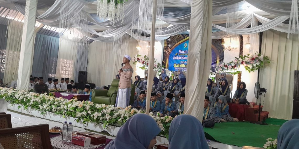 Pondok Pesantren Sabilul Mukhtar Rowokembu Wonopringgo Gelar Haul ke-IX dan Wisuda Hafidz Al-Qur’an
