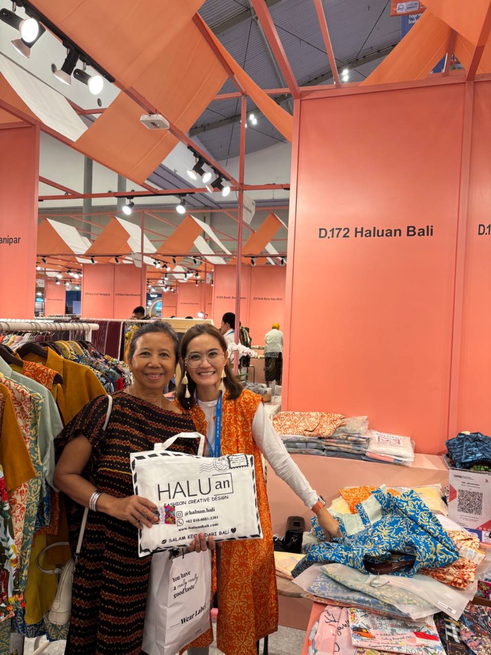 Lewat Pameran BRI, Pengusaha Muda Asal Bali Pasarkan Fashion dengan Sentuhan Digital 