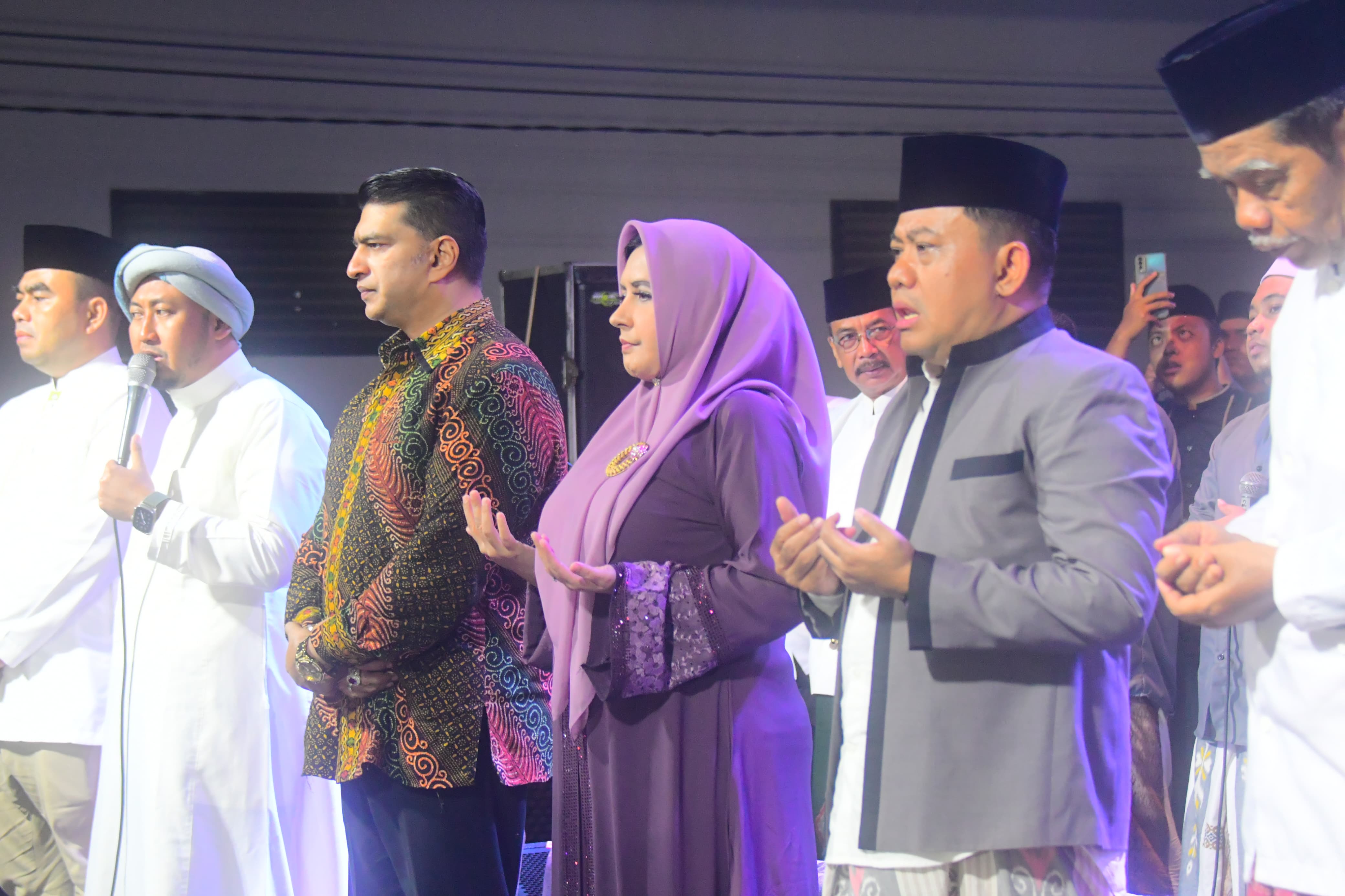 Kabupaten Pekalongan Bersholawat, Bupati Fadia Arafiq Ungkap Harapan untuk Pekalongan di Tahun 2025