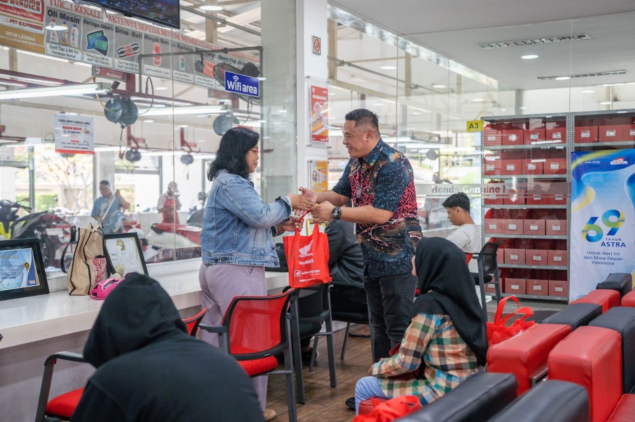 Peringati Harpelnas 2026, Astra Motor Jateng Manjakan Konsumen 