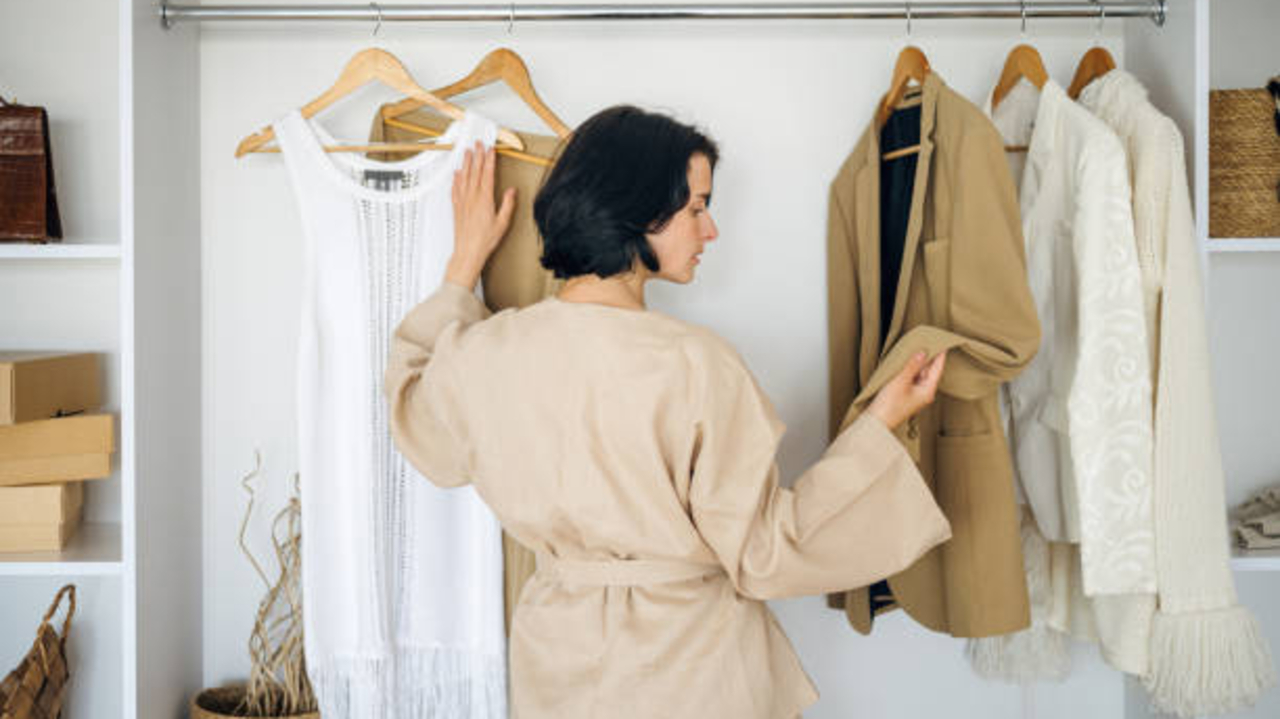 Ini Dia Capsule Wardrobe Wanita untuk Penampilan Selama 1 Tahun Menurut Penata Gaya