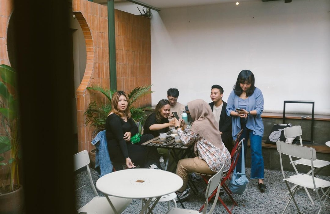 Ke Bandung Rugi Kalo Gak Mampir Kesini, 5 Coffee Shop Aesthetic di Bandung Ini Cocok untuk Kaum Instagramable!