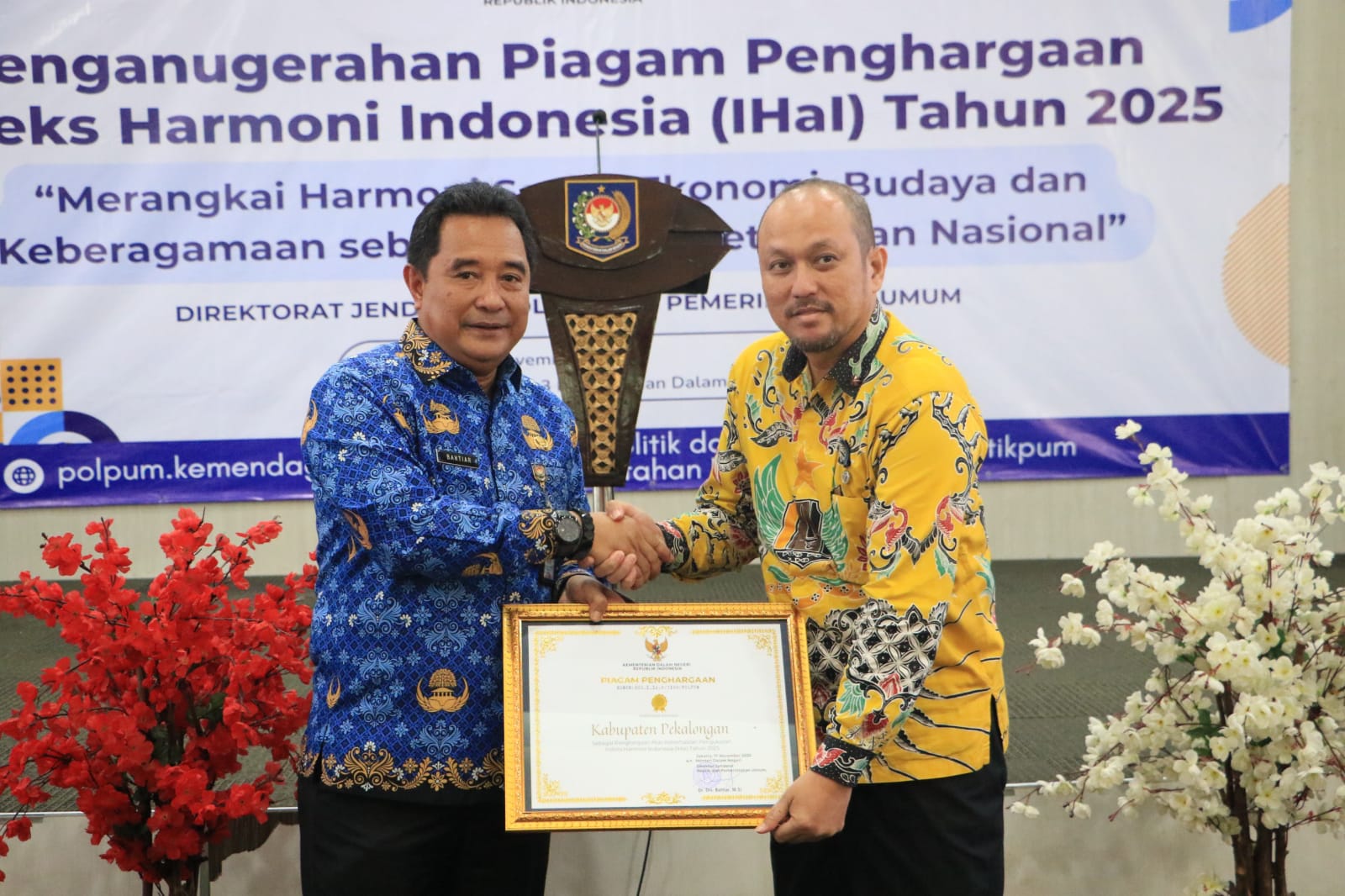 Kabupaten Pekalongan Raih Penghargaan Indeks Harmoni Indonesia 2025
