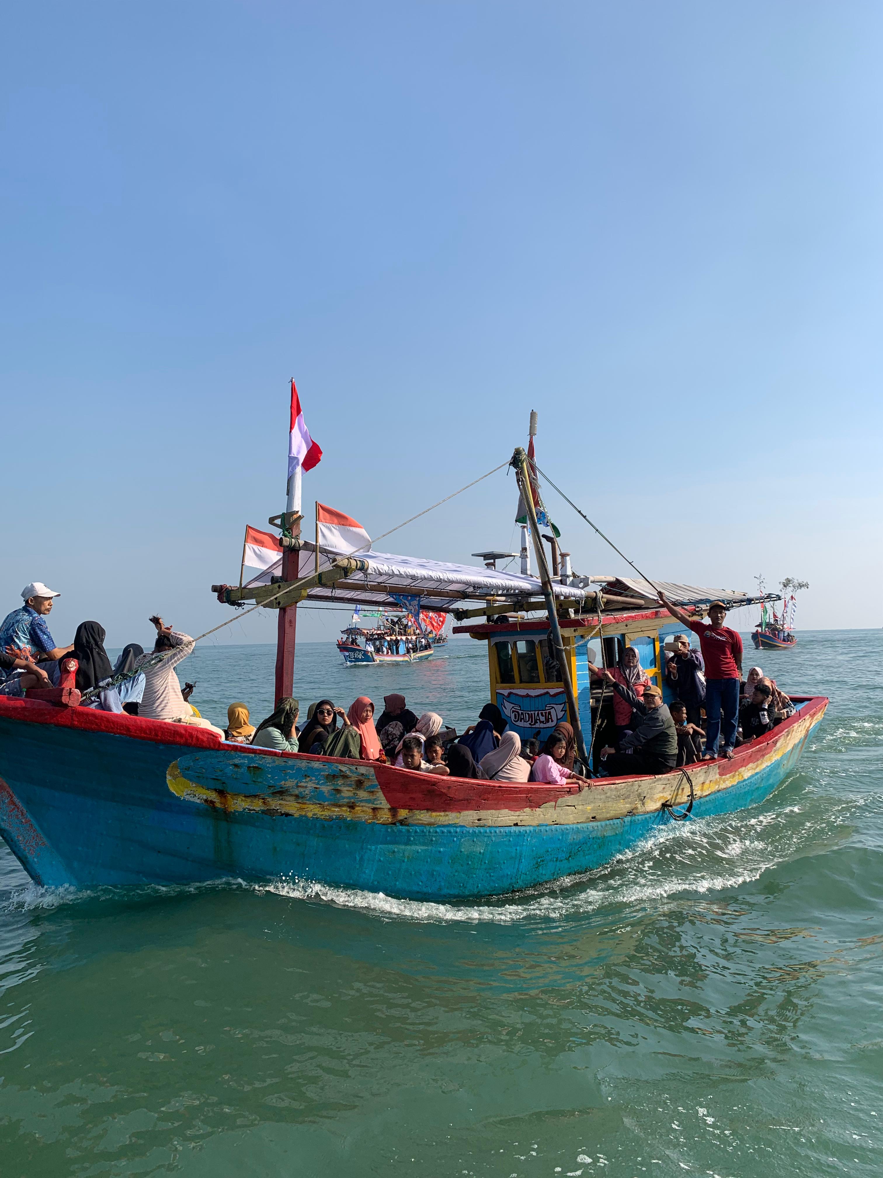 Grand Dian Hotel Pekalongan Ikut Semarakkan Sedekah Laut TPI Jambean