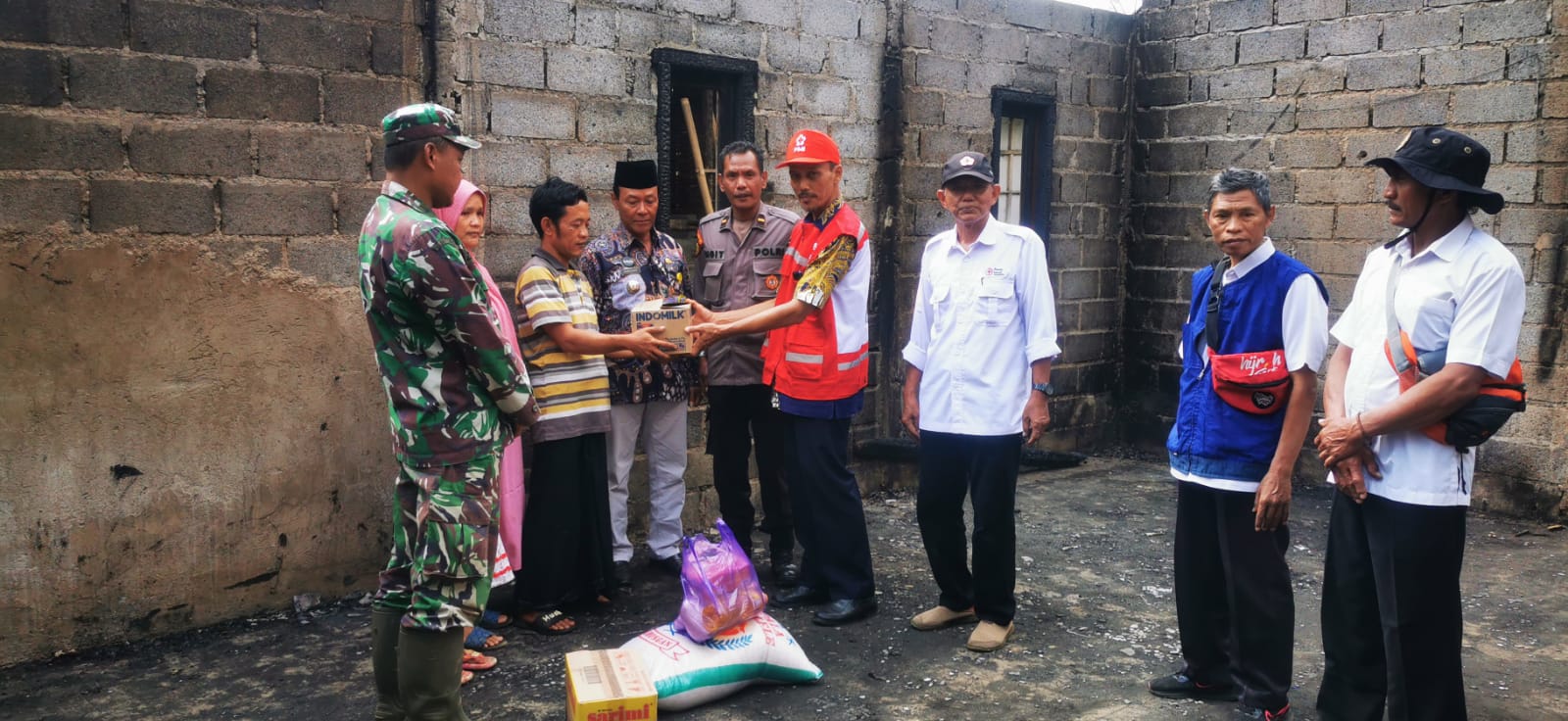 Dilalap Jago Merah, 3 Keluarga Dapat Bantuan RTLH dari PMI