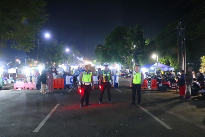 Ratusan Aparat Polres Pekalongan Amankan Pengajian Umum Kabupaten Pekalongan Bersholawat