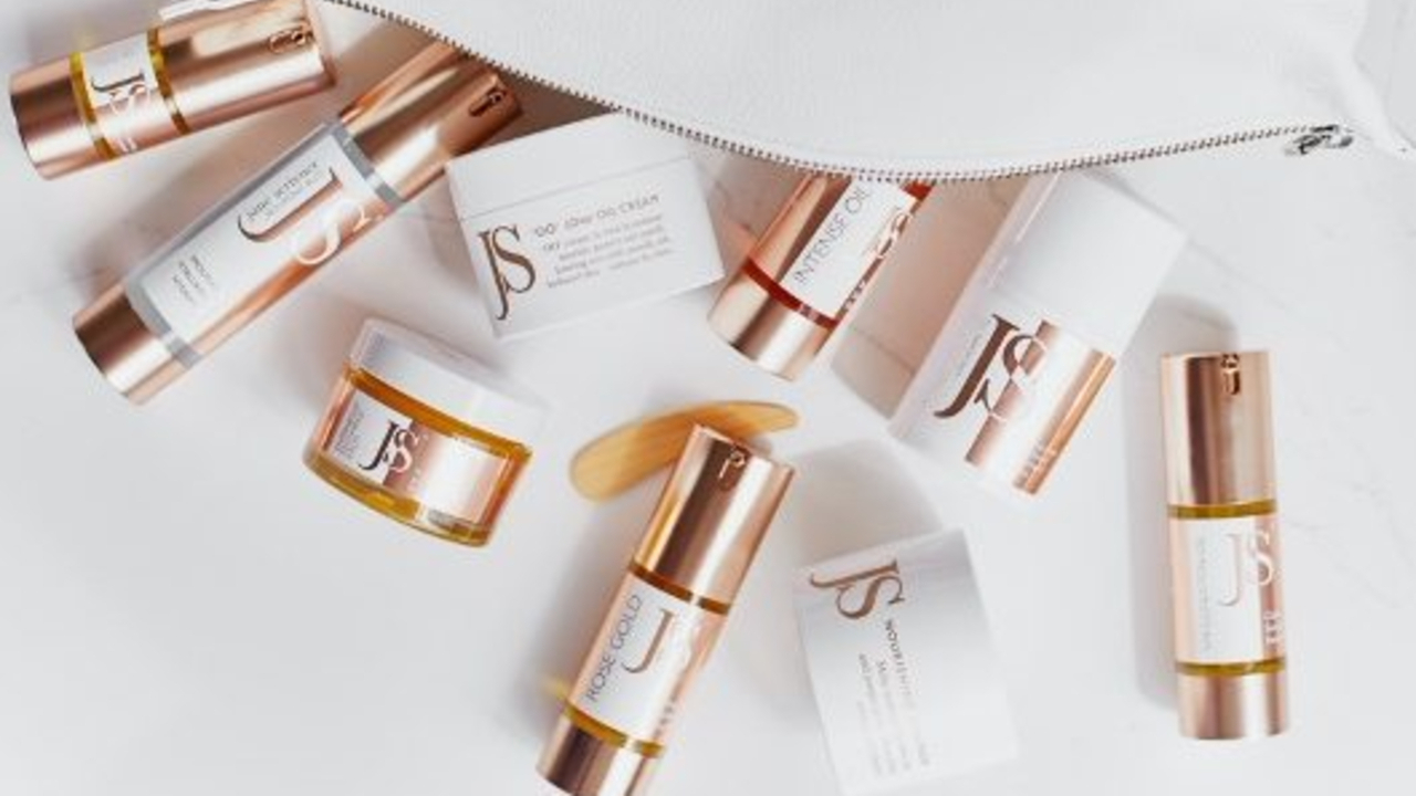 3 Skincare untuk yang Sering Panas-Panasan, Bantu Atasi Kemerahan dan Sunburn di Wajah