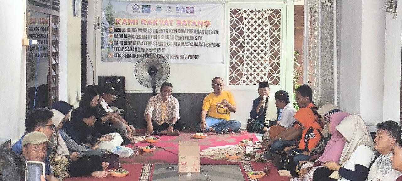 Diinisiasi Oemah Tani, Sejumlah Ormas di Batang Deklarasi Bela Kiai dan Santri