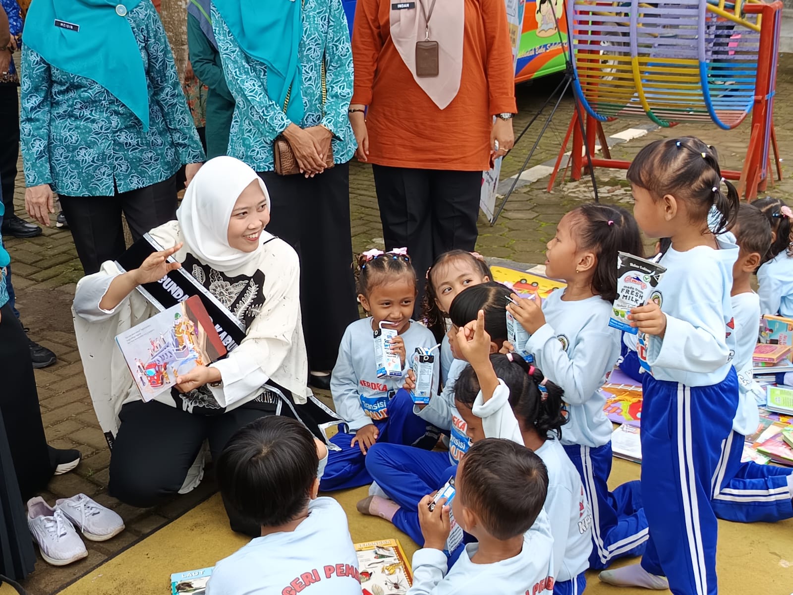 Orang Tua Ungkap Perubahan Anak Setelah Ikut Sak Minggu Sak Buku, dari Berani Bertanya hingga Mandiri