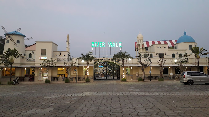 Kamu Wajib Coba! 4 Spot Menarik di River Walk Boja, Wisata Terhits di Kabupaten Kendal