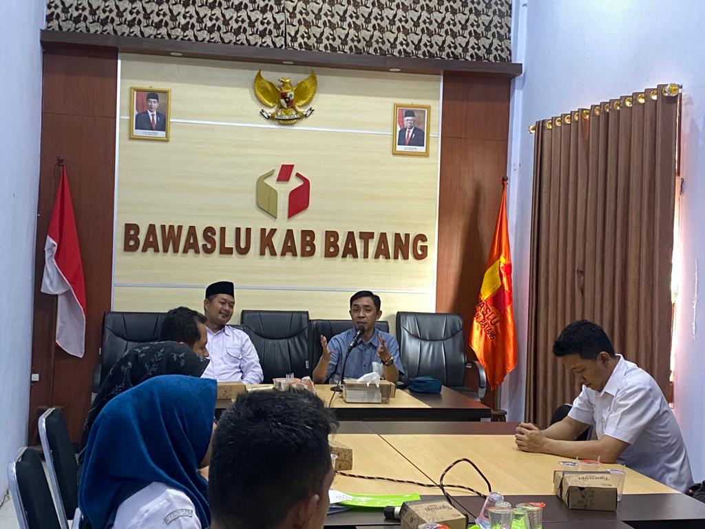 Banyak Potensi Hoaks, Pengawas Pemilu Wajib Up to Date Hadapi Disrupsi Informasi 