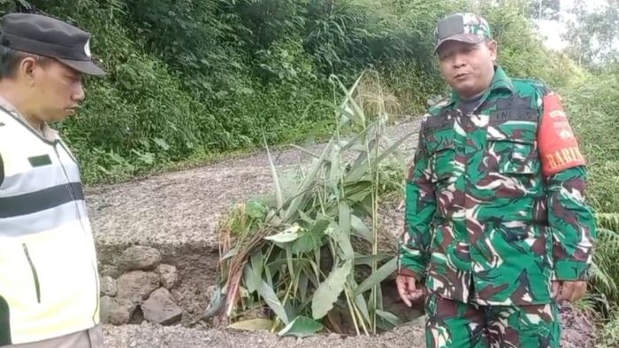 Jalan Penghubung Desa Bodas–Klesem Amblas, Akses Roda Empat Terputus