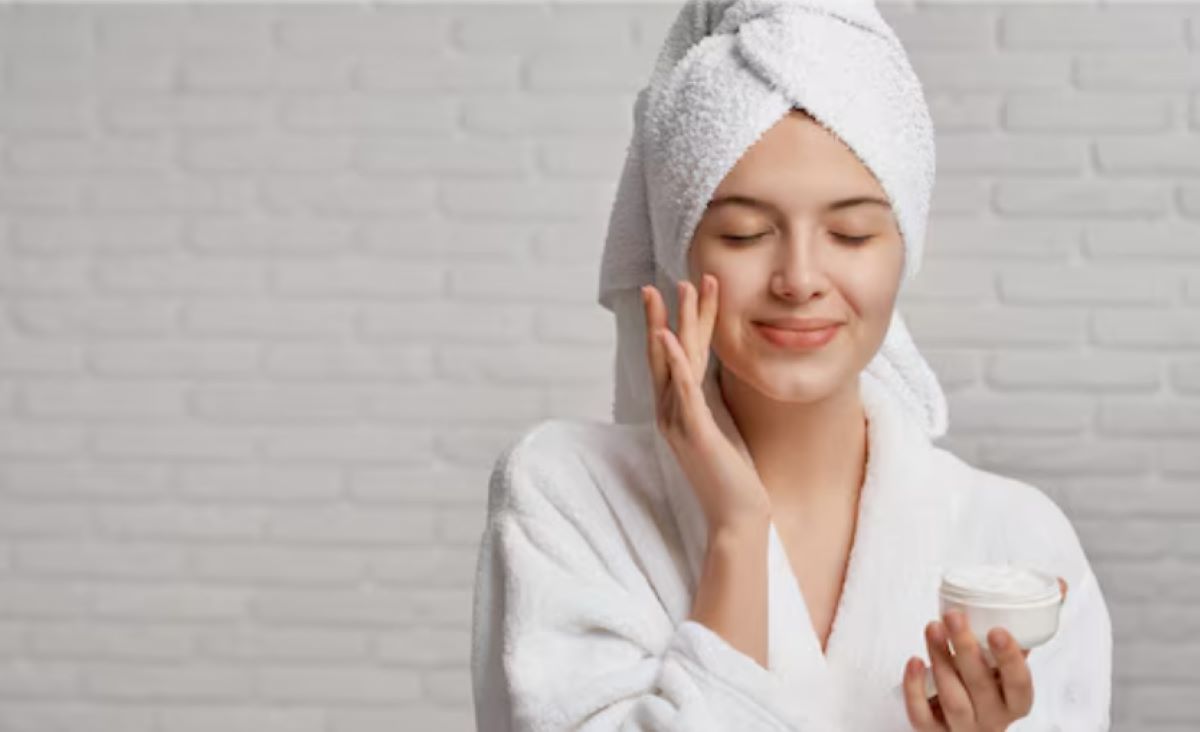 4 Moisturizer Murah yang Bagus untuk Perawatan Sehari-Hari, Kulit Nggak Kering!
