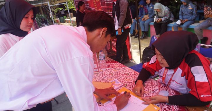 Ratusan Pencaker Padati Jobfair SMK Negeri 1 Pekalongan 