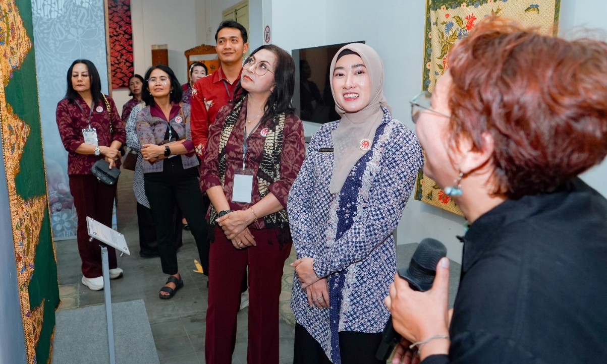 Dekranasda Badung Berguru Batik ke Pekalongan, Inggit Soraya Tegaskan Bedanya Batik Asli dan Tekstil Printing