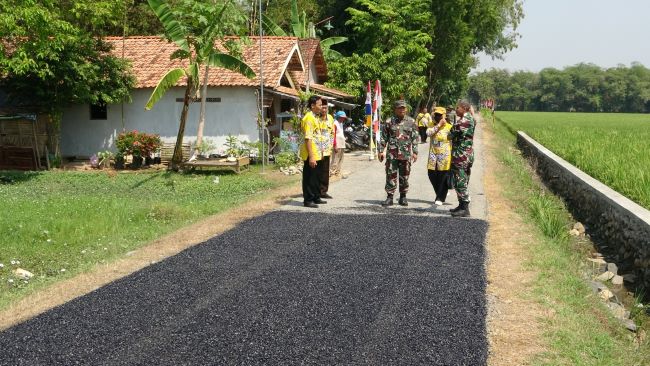 Staf Ahli Pangdam IV/Diponegoro Kunjungi TMMD Wilayah Kodim Pekalongan