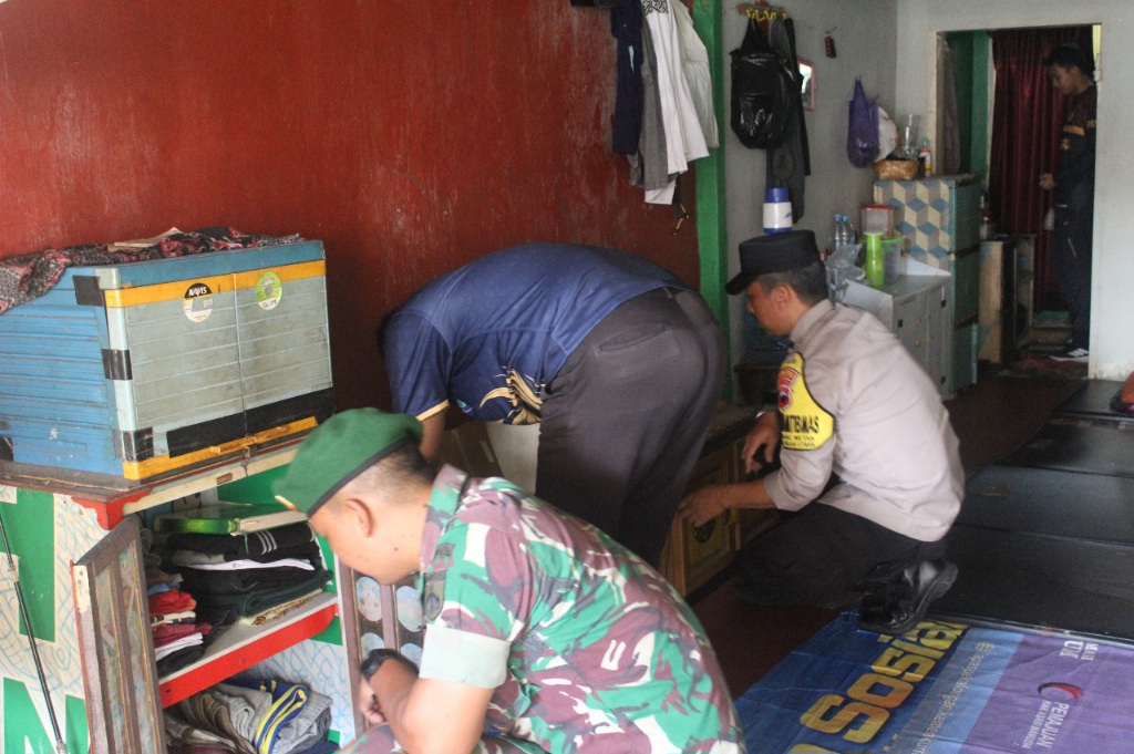 Bersinergi dengan APH, Lapas Pekalongan Gelar Razia Gabungan, Tegaskan Komitmen Menuju ZERO HALINAR