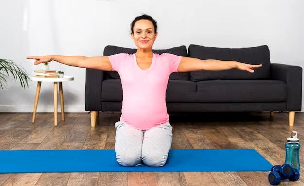 Rekomendasi 5 Gerakan Pilates Ibu Hamil, Bagus untuk Menjaga Kesehatan dan Berat Badan Selama Kehamilan!