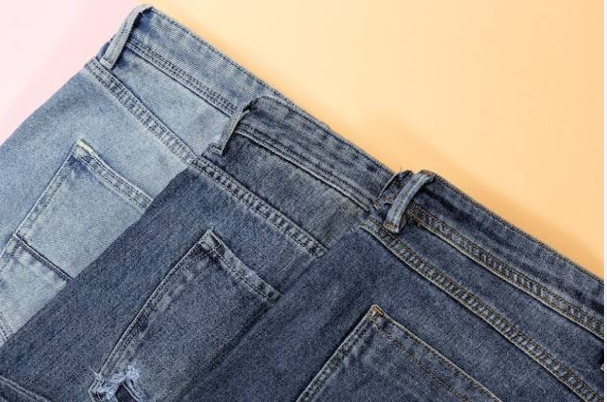 7 Tips Mengatasi Celana Jeans yang Kaku menjadi Lembut, Pakai Bahan-Bahan Ini Dijamin Lebih Nyaman Dipakai! 