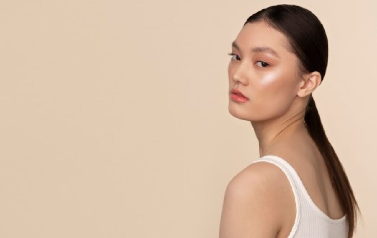 Begini 3 Perawatan untuk Menjaga Produksi Kolagen di dalam Kulit Agar Tetap Kencang dan Kenyal, Nggak Takut Me