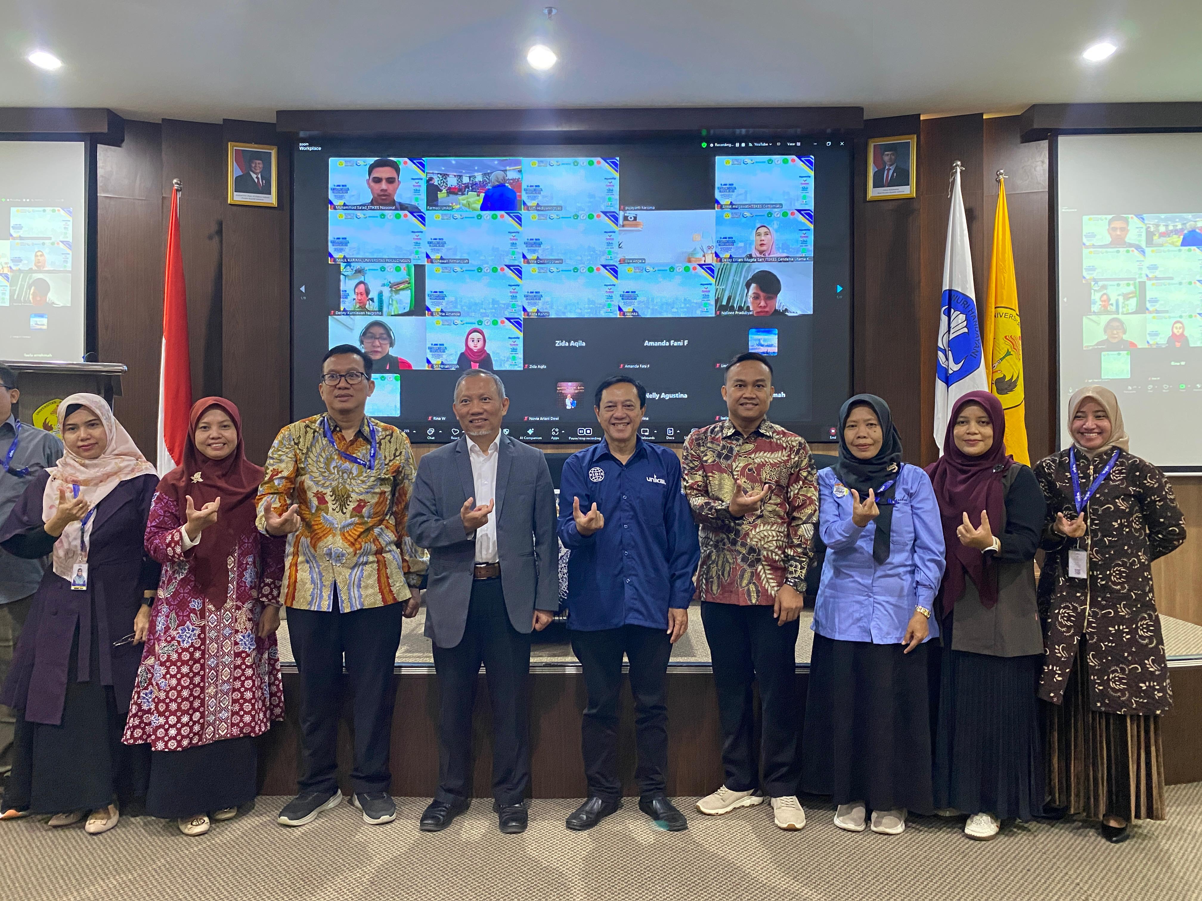 Gelar Seminar Internasional, Fakultas Farmasi Unikal Hadirkan Pembicara dari 5 Negara