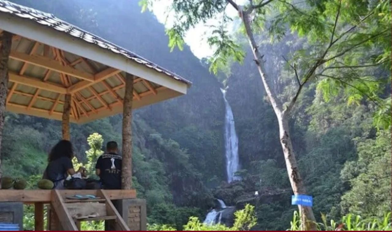 7 Fakta Menarik Wisata Curug Bajing Kabupaten Pekalongan yang Bikin Kamu Pengen Cepat Liburan