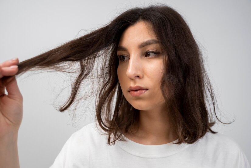 Rambutmu Berminyak dan Mudah Lepek? Ini 5 Cara Atasi Rambut Lepek Biar Sehat Mengembang, dan Bebas Bau!
