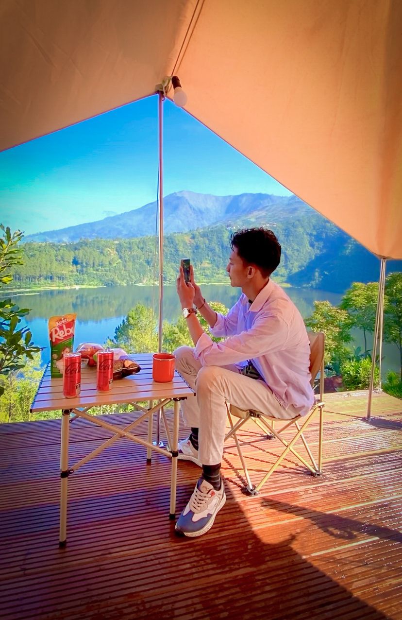 Cakepnya Nggak Ada Obat, Yuk Staycation di The Heaven Glamping Wonosobo dengan View Telaga Menjer