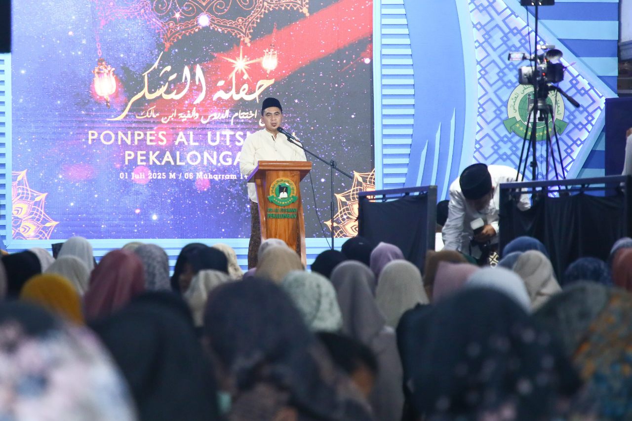 Pemprov Jateng Komitmen Kembangkan Pendidikan Santri, Taj Yasin: Insyaallah Kami Siapkan Beasiswa