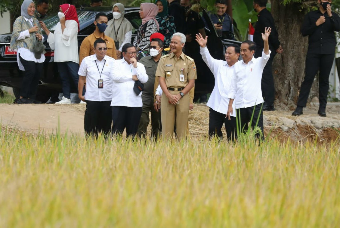 Dampingi Presiden Tinjau Panen Raya, Ganjar Dukung Indonesia Jadi Lumbung Pangan Dunia